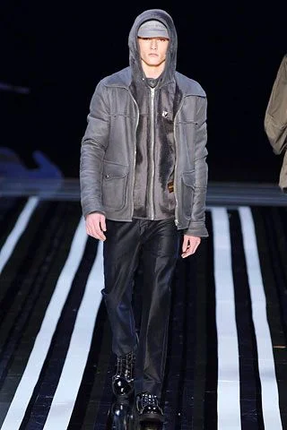 Look 15